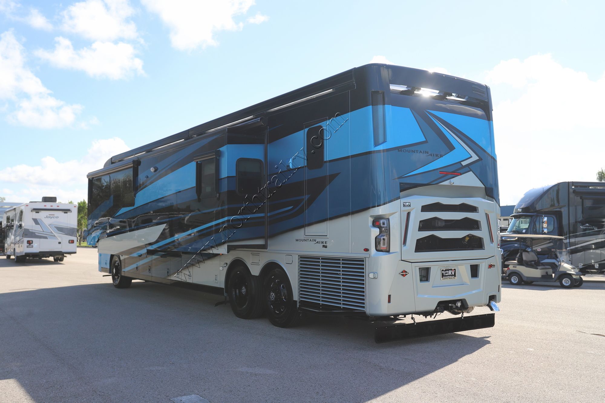 New 2025 Newmar Mountain Aire 4595 Class A  For Sale