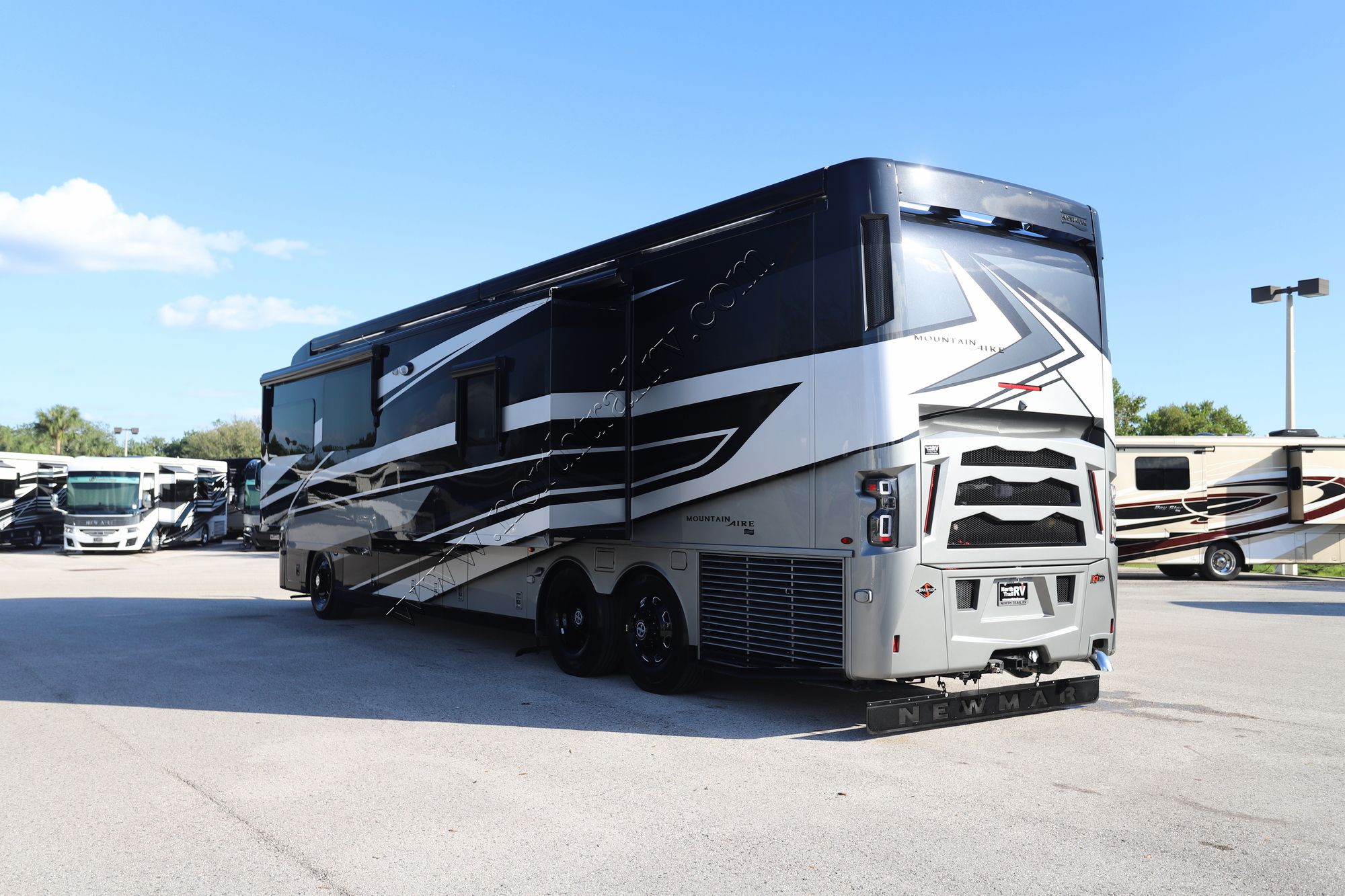 New 2025 Newmar Mountain Aire 4118 Class A  For Sale