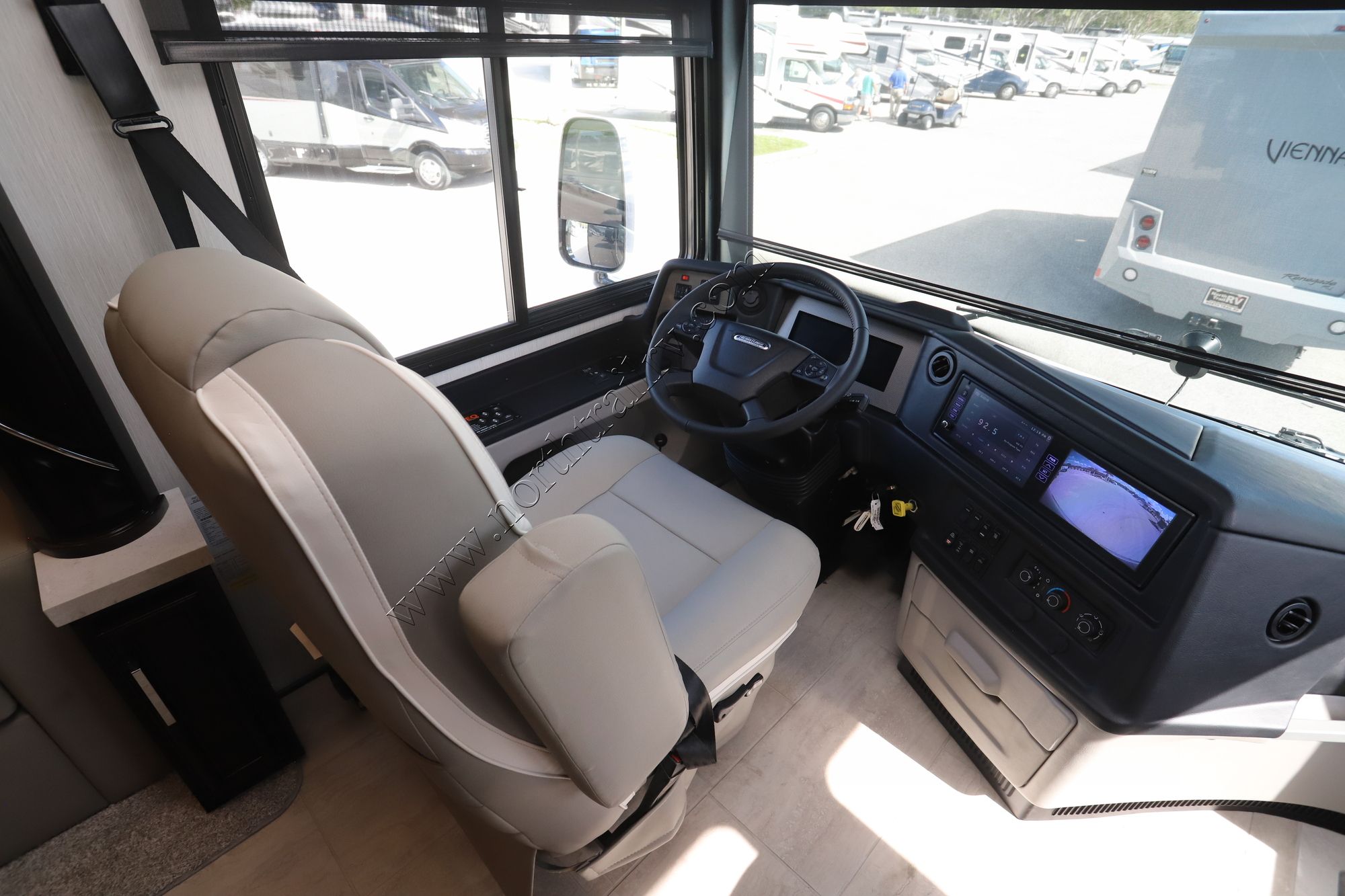 New 2025 Newmar Ventana 4340 Class A  For Sale