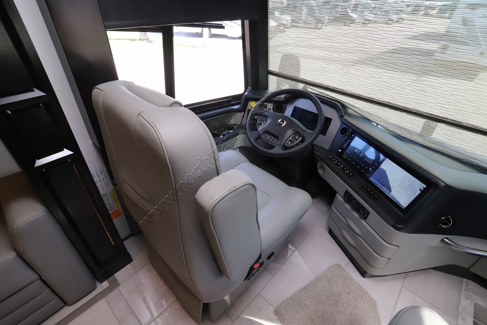 New 2025 Newmar Mountain Aire 4595 Class A  For Sale