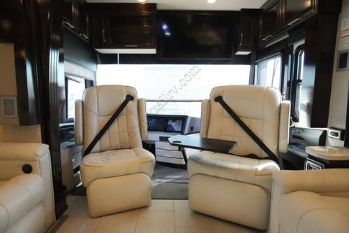 2021 Newmar London Aire 4551