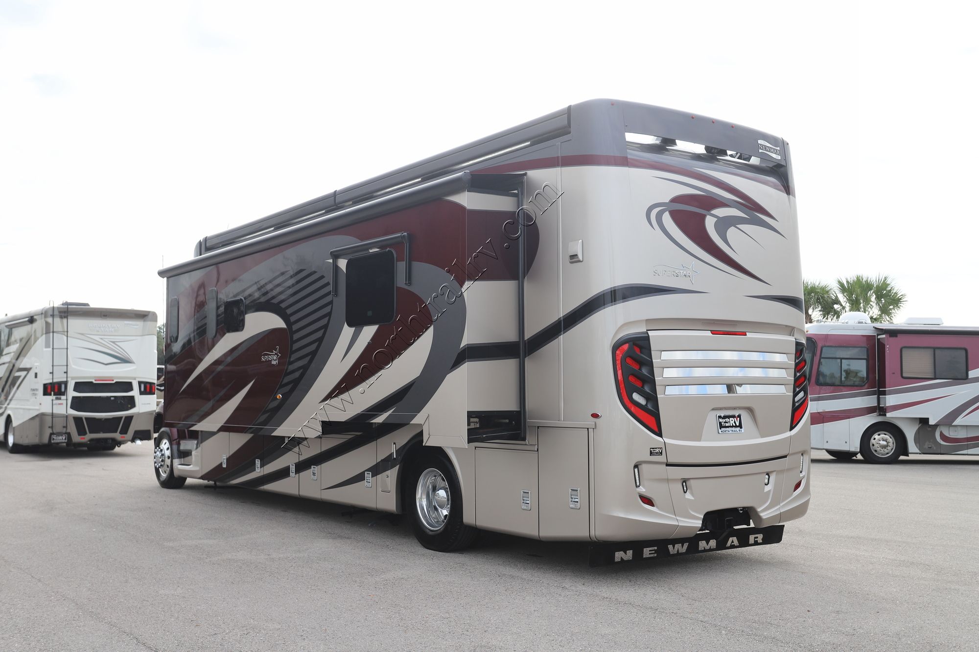 Used 2020 Newmar Super Star 3746 Super C  For Sale