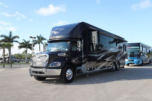 2025 Newmar Supreme Aire 4530