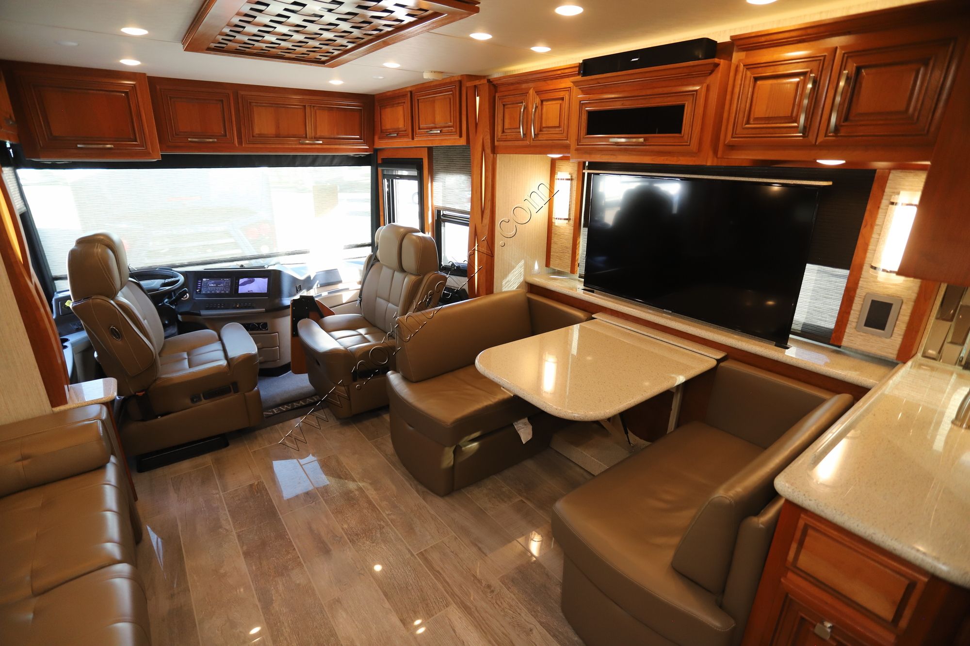 Used 2020 Newmar New Aire 3543 Class A  For Sale