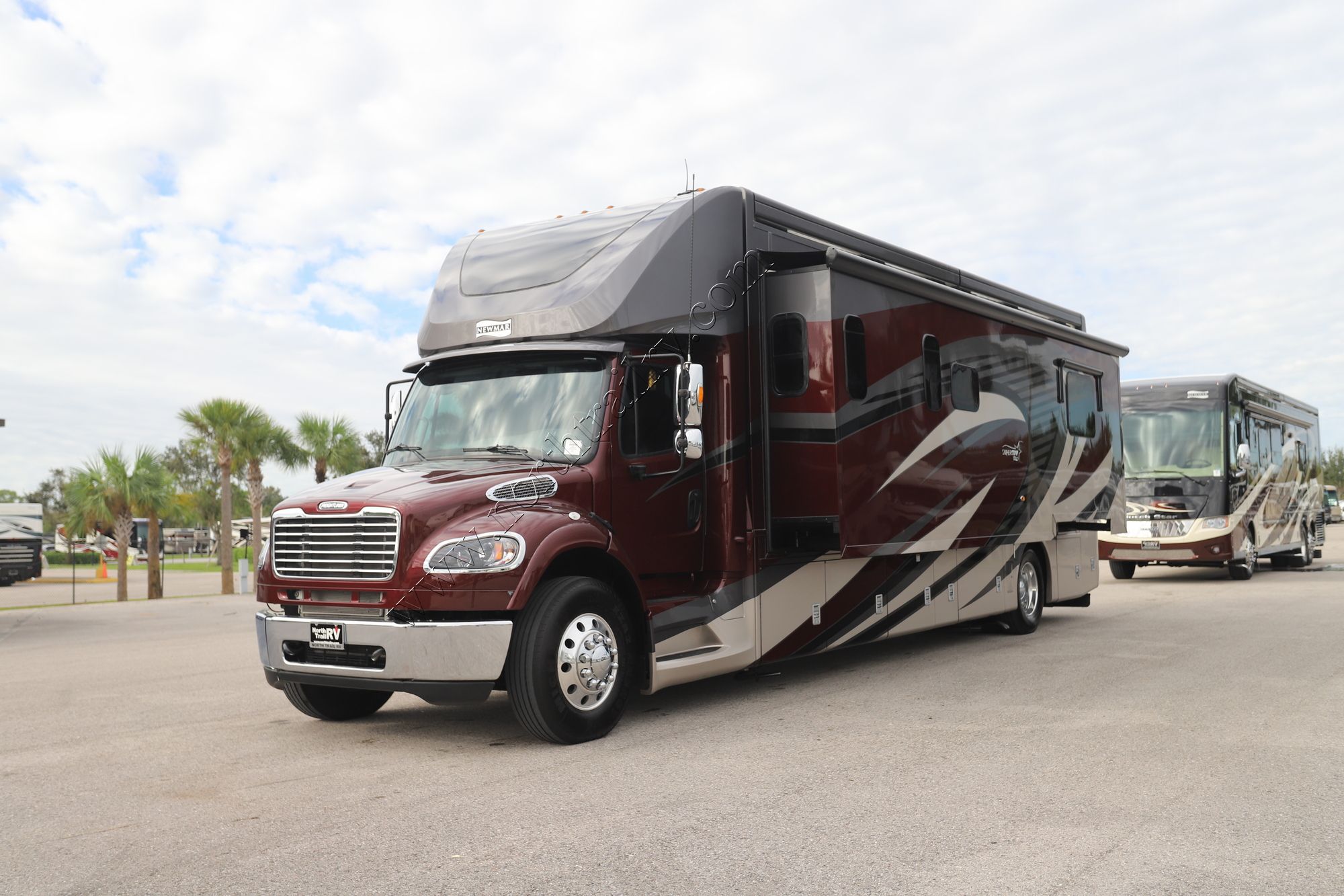 Used 2020 Newmar Super Star 3746 Super C  For Sale