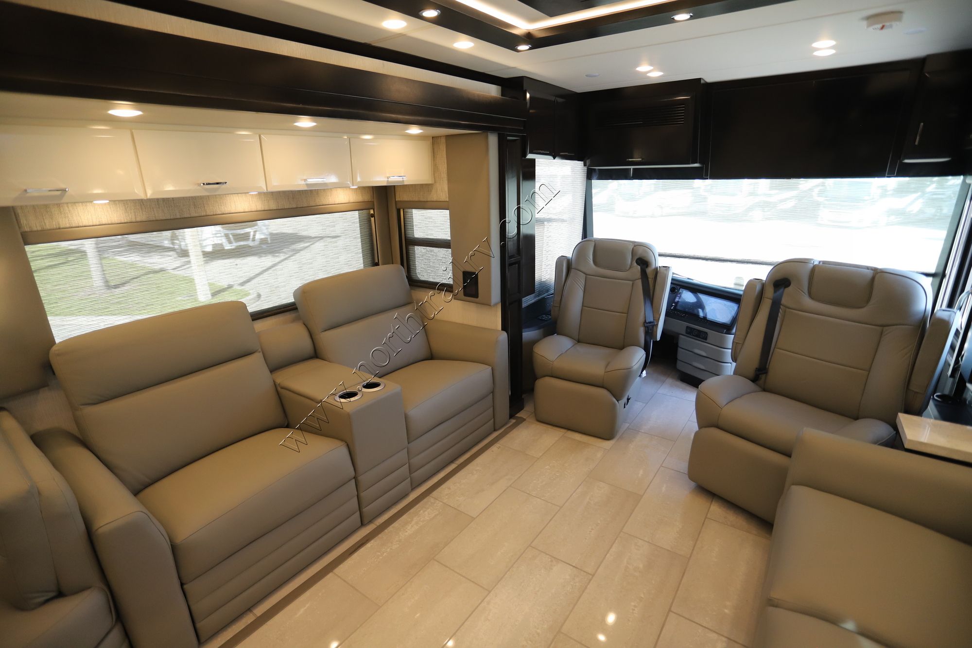 New 2025 Newmar Mountain Aire 4118 Class A  For Sale