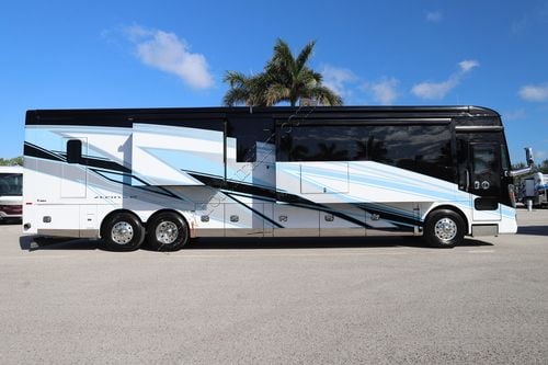 2025 Tiffin Motor Homes Zephyr 45FZ