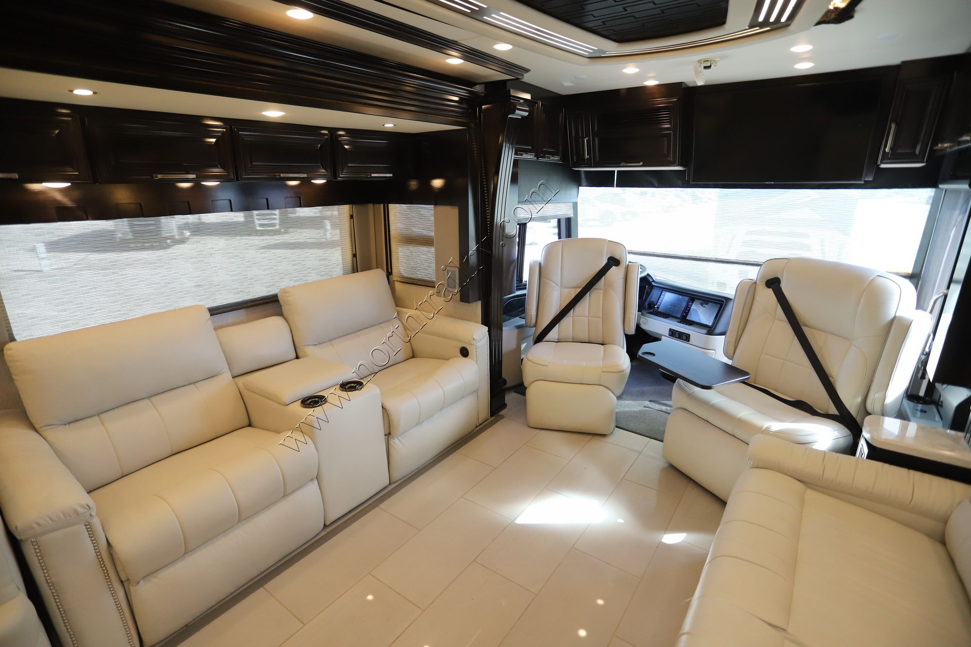 Used 2021 Newmar London Aire 4551 Class A  For Sale