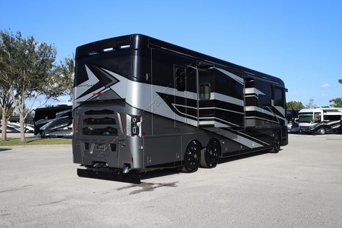 2025 Newmar Mountain Aire 4118