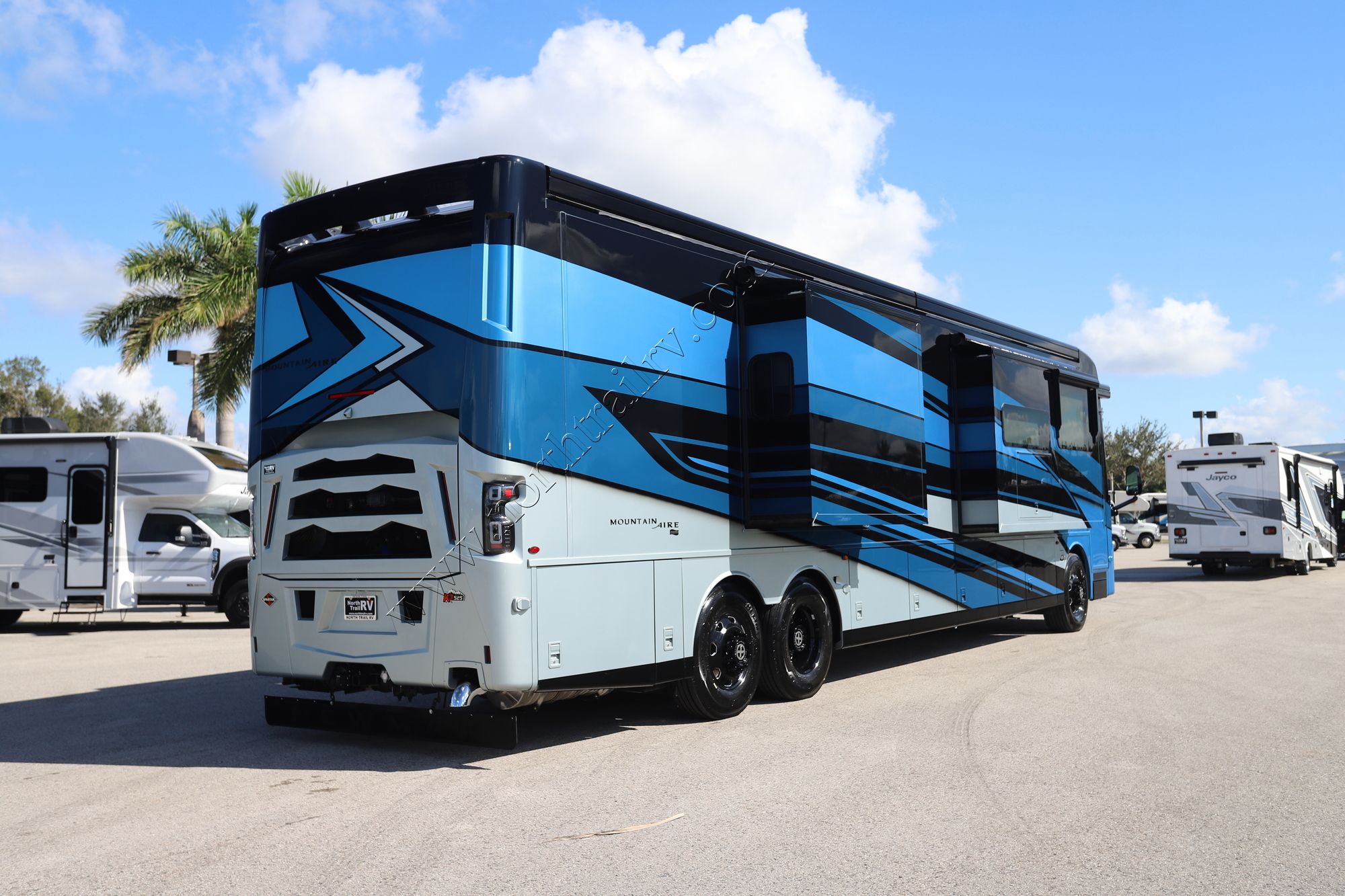 New 2025 Newmar Mountain Aire 4595 Class A  For Sale