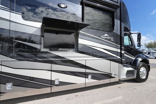 2025 Newmar Supreme Aire 4530