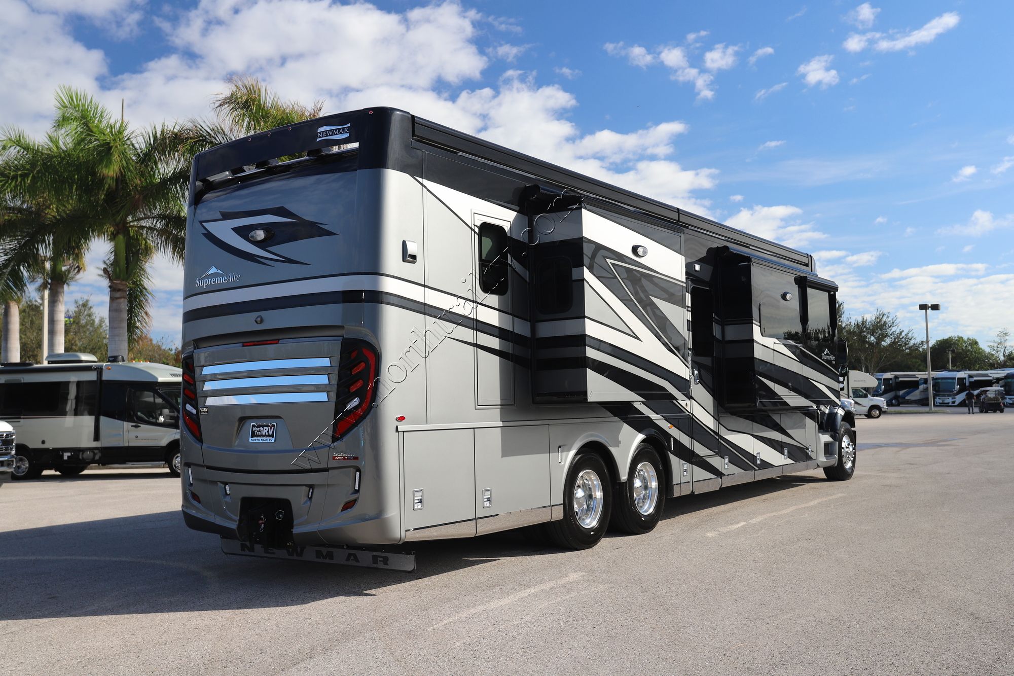 New 2025 Newmar Supreme Aire 4530 Super C  For Sale