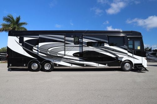 2021 Newmar London Aire 4551