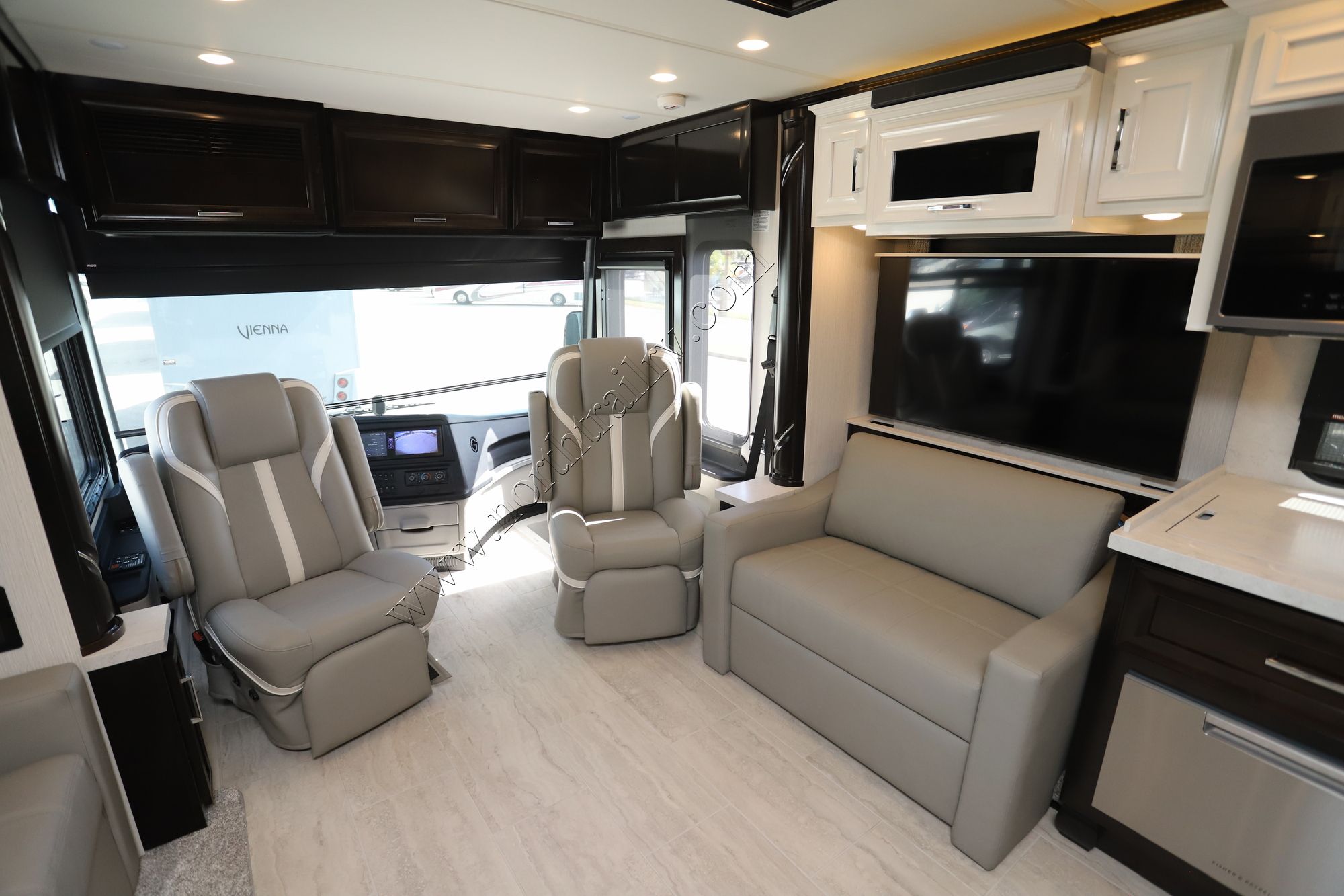 New 2025 Newmar Ventana 4340 Class A  For Sale