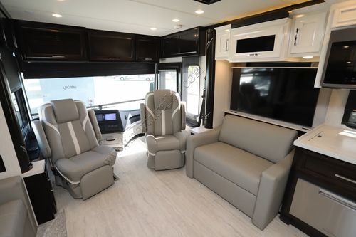 2025 Newmar Ventana 4340