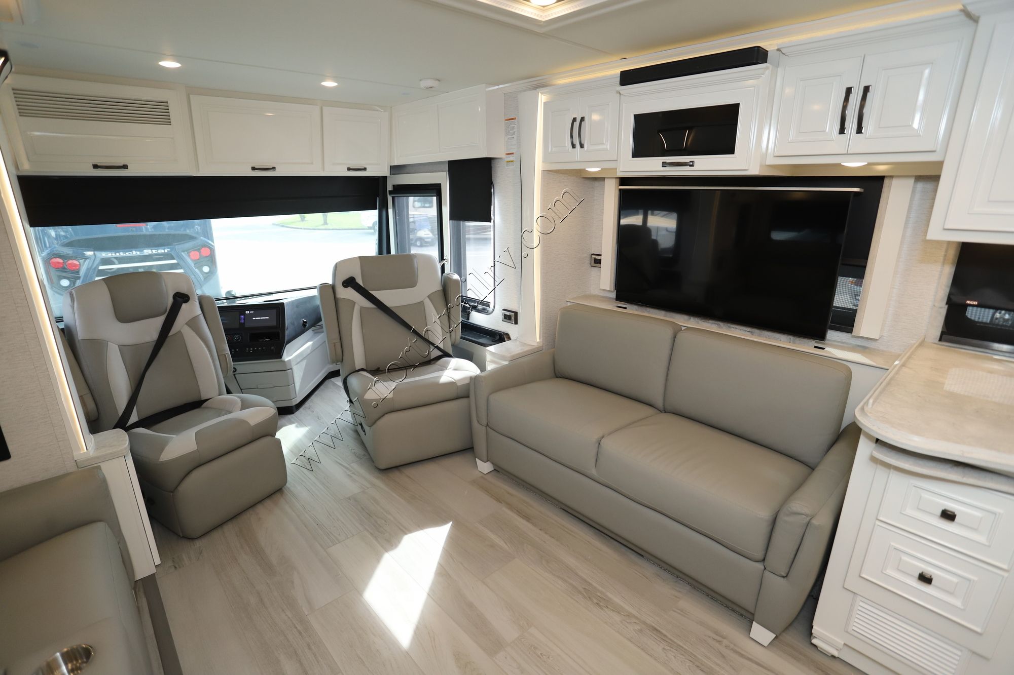 New 2025 Newmar Dutch Star 4325 Class A  For Sale