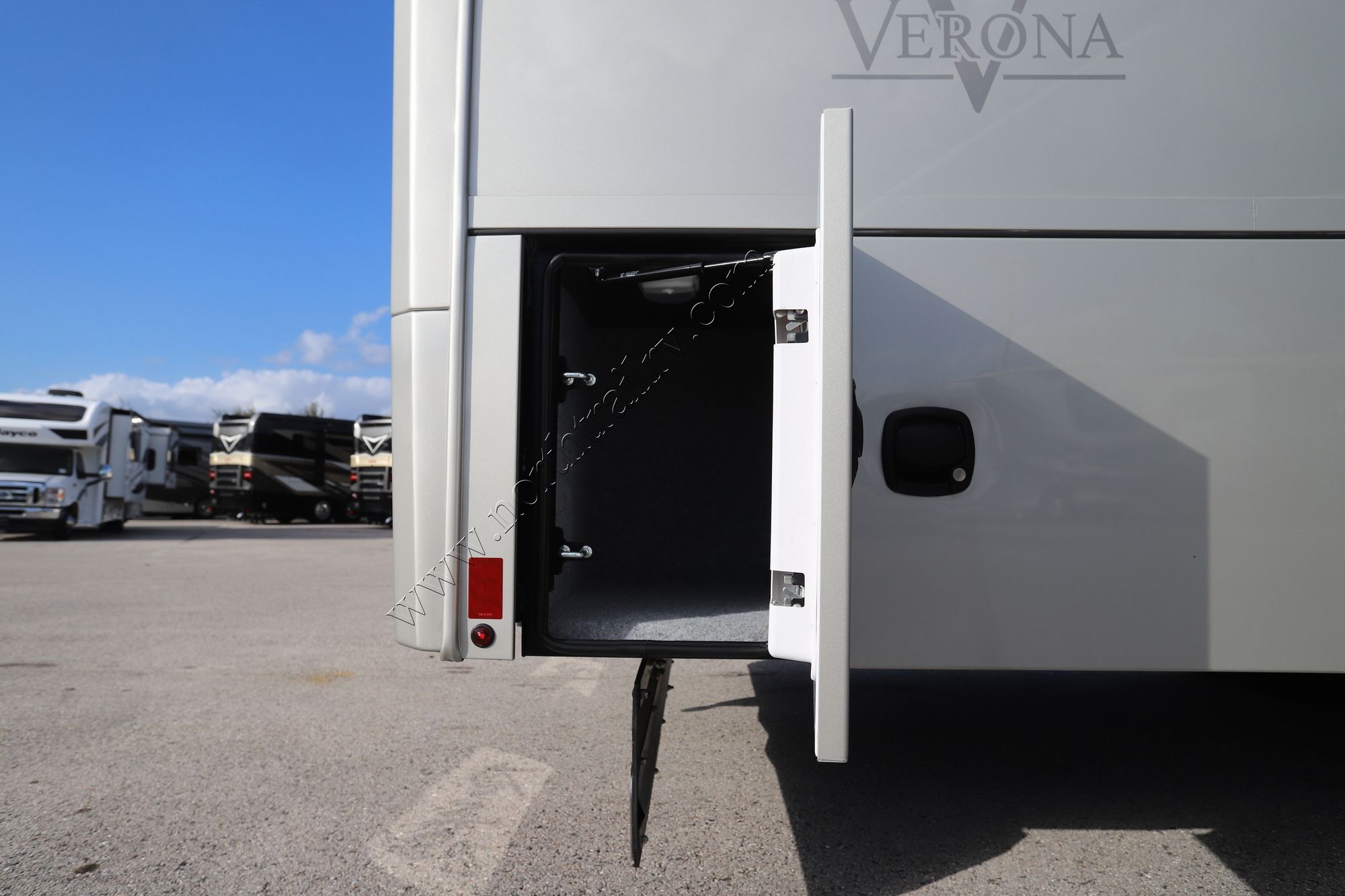 New 2025 Renegade Rv Verona 36VSB Super C  For Sale