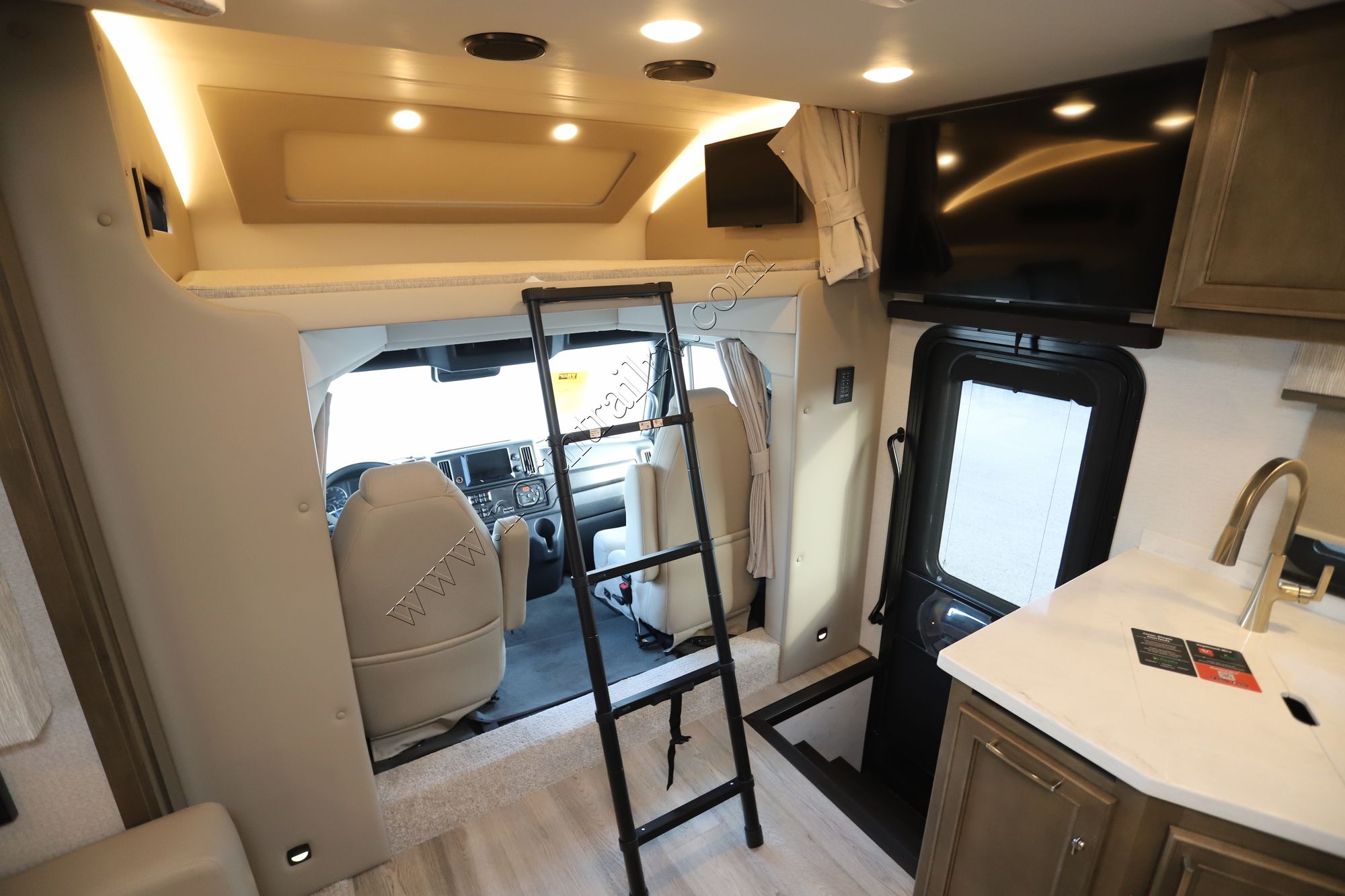 New 2025 Renegade Rv Verona 36VSB Super C  For Sale