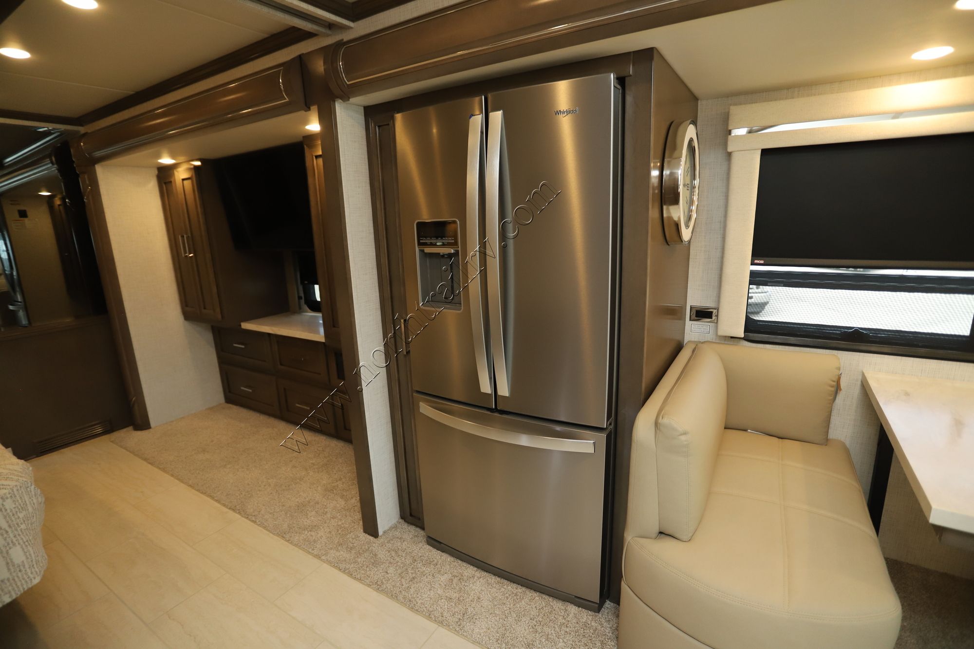 New 2025 Newmar Ventana 3809 Class A  For Sale