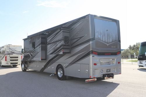 2025 Renegade Rv Explorer 40ERB Super C