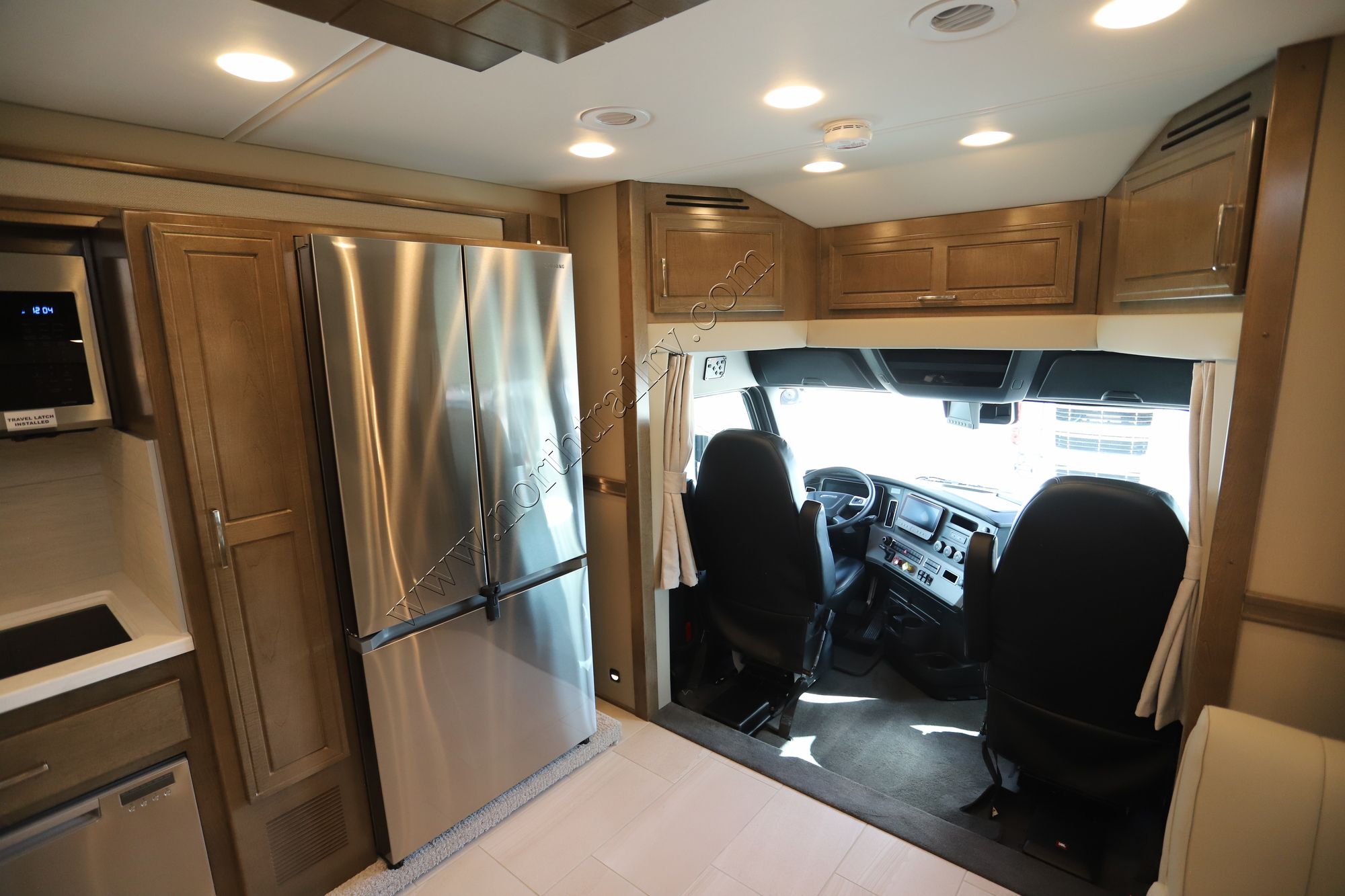 New 2025 Renegade Rv Explorer 40ERB Super C  For Sale