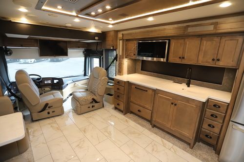 2025 Tiffin Motor Homes Allegro Red 38KA