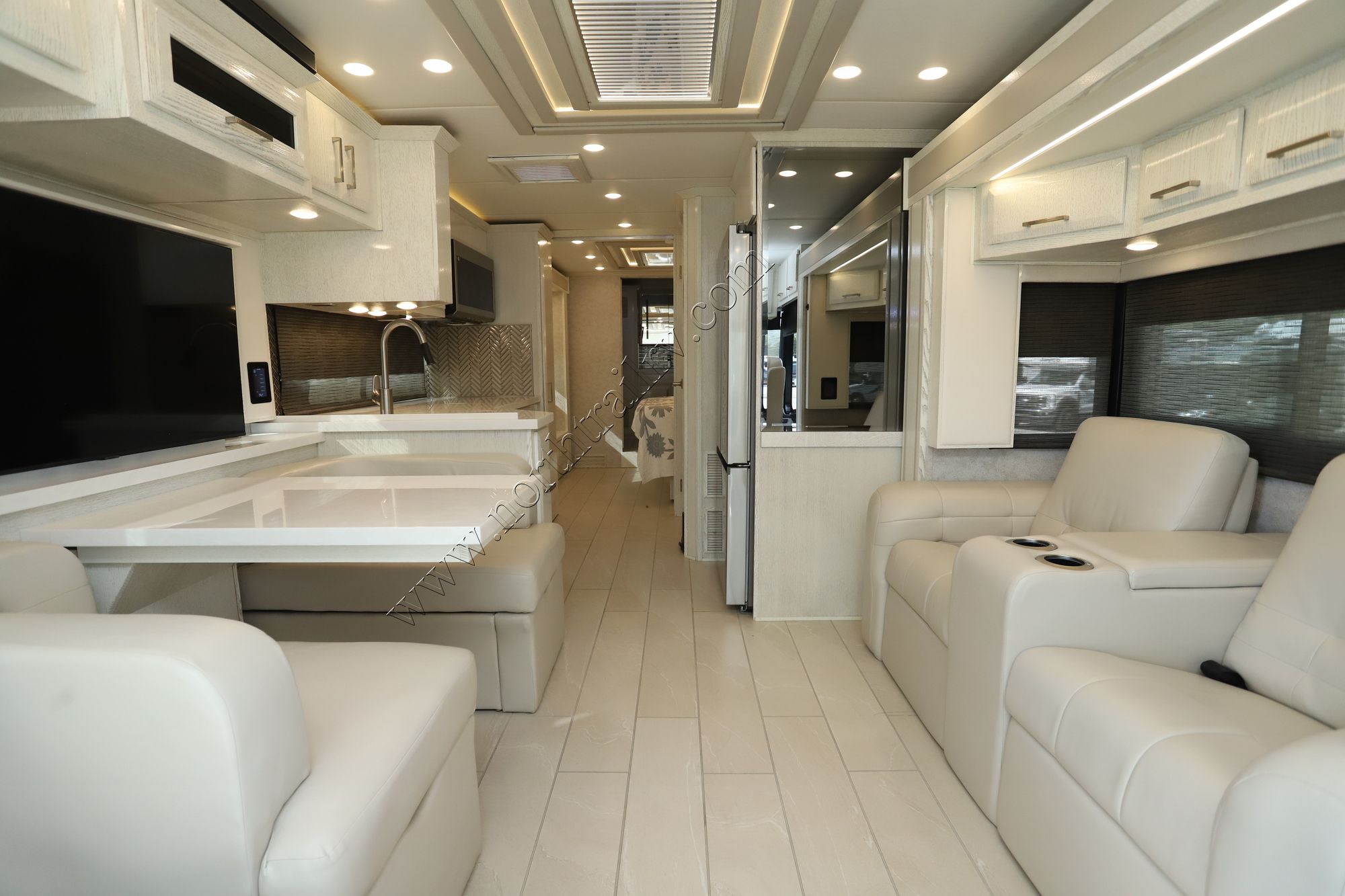 Used 2023 Newmar New Aire 3547 Class A  For Sale