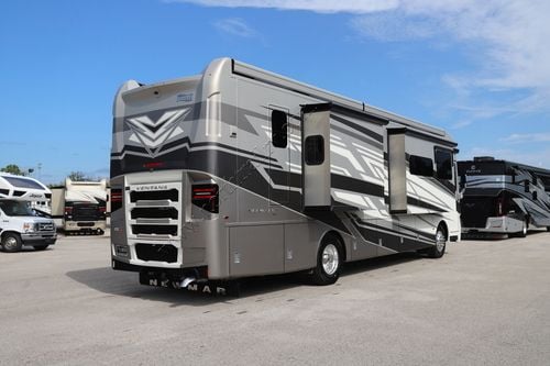 2025 Newmar Ventana 3809 Class A