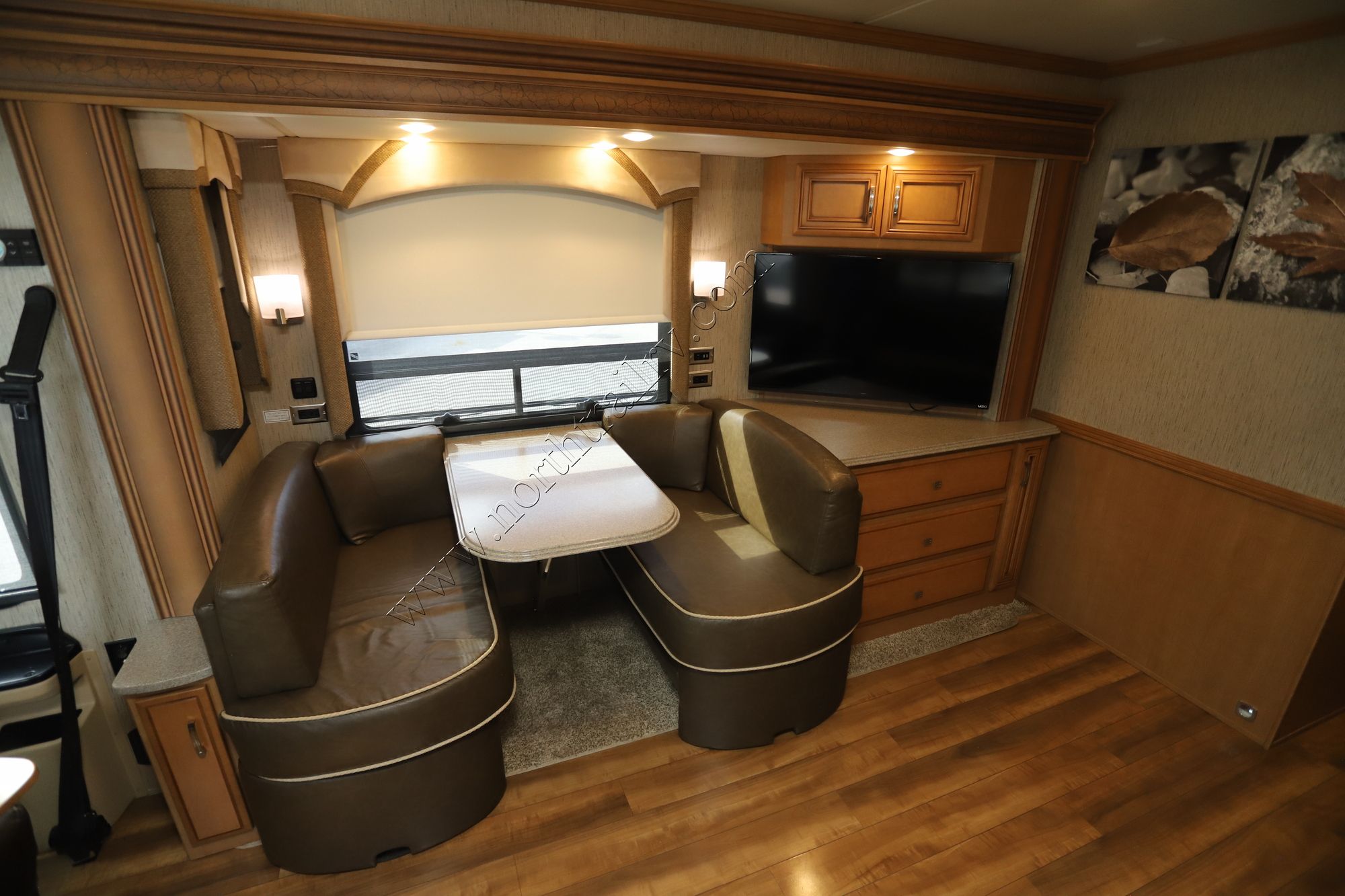 Used 2016 Newmar Ventana Le 3436 Class A  For Sale