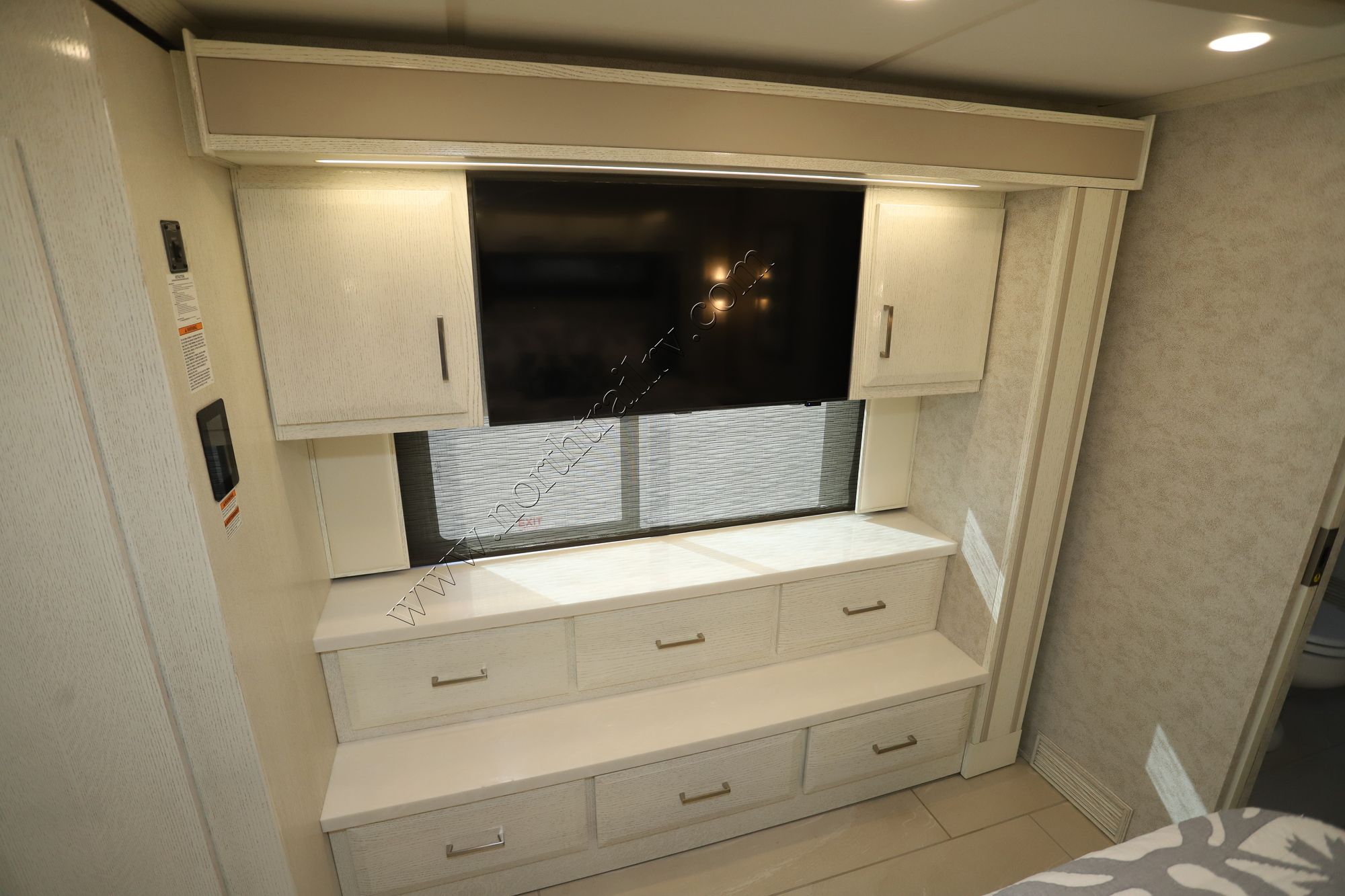 Used 2023 Newmar New Aire 3547 Class A  For Sale