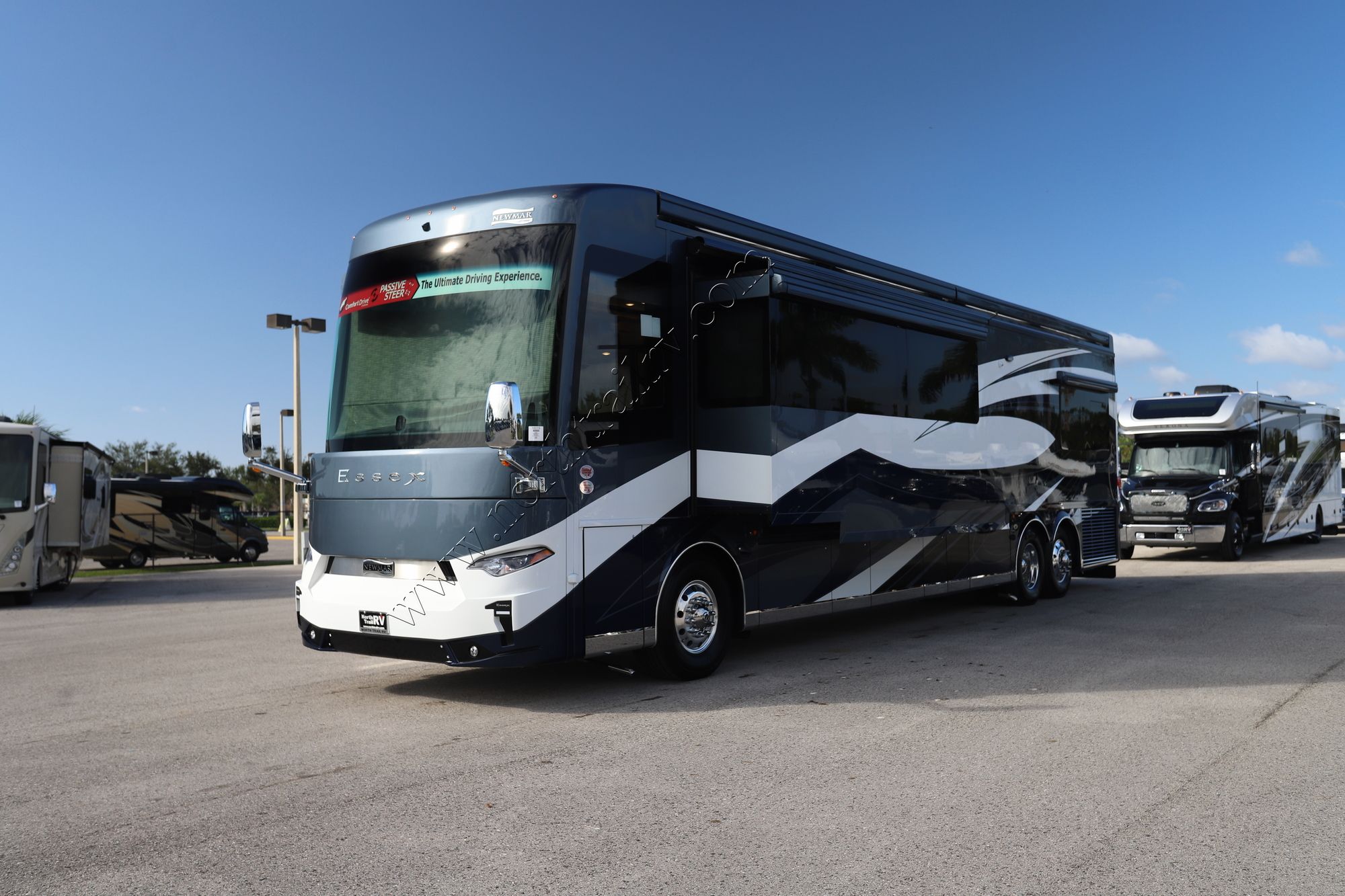 New 2025 Newmar Essex 4595 Class A  For Sale