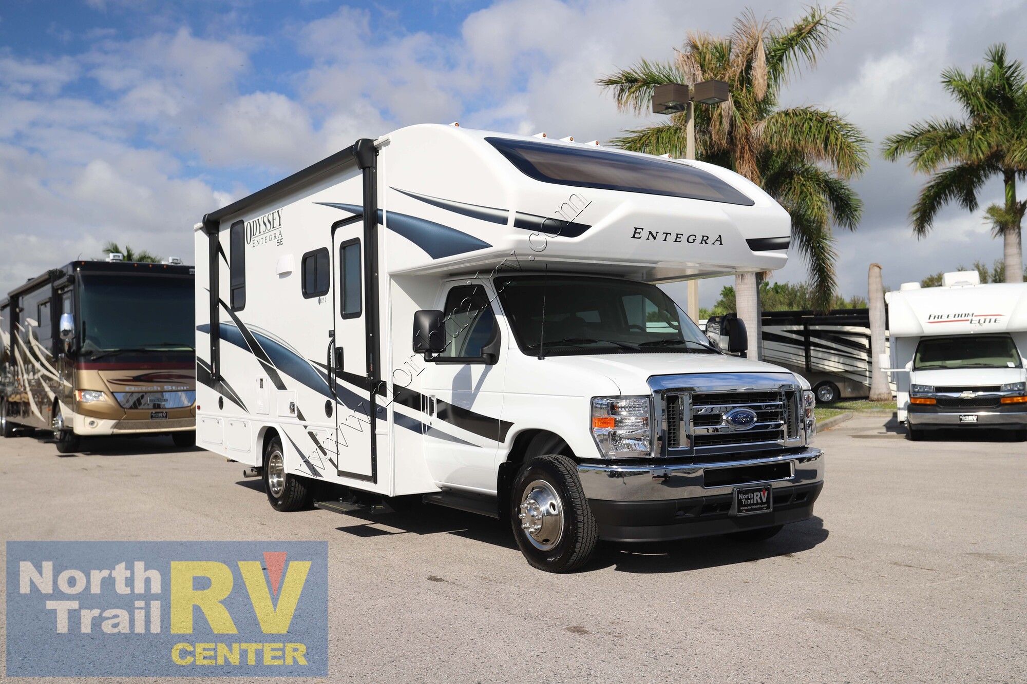 Used 2024 Entegra Odyssey Se 22CF Class C  For Sale