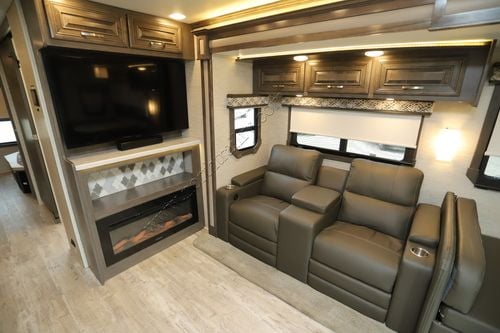 2022 Jayco Seneca 37L