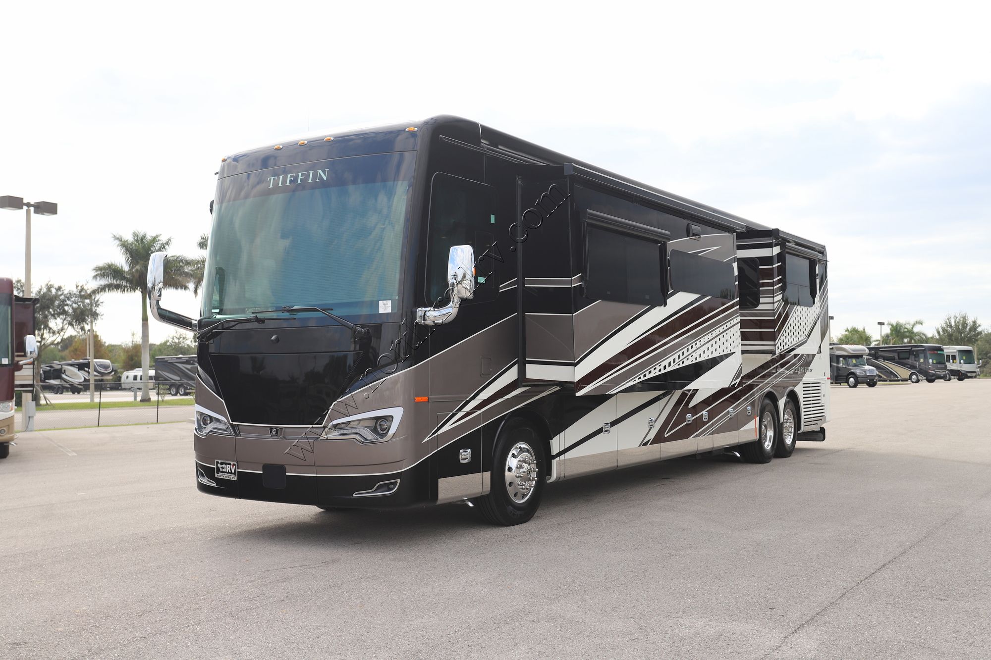 New 2025 Tiffin Motor Homes Allegro Bus 45OPP Class A  For Sale