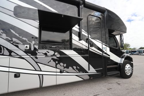 2022 Jayco Seneca 37L