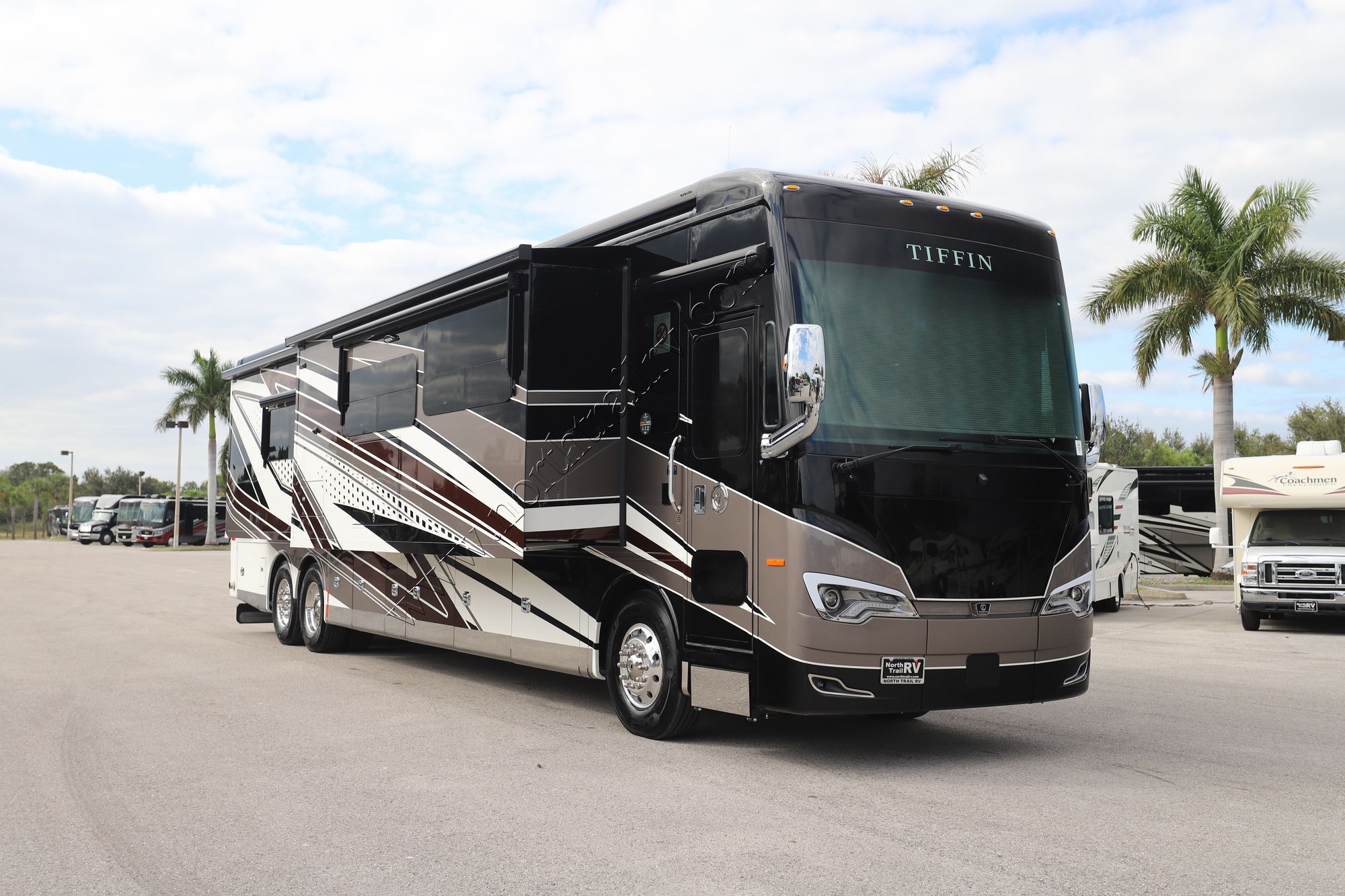 New 2025 Tiffin Motor Homes Allegro Bus 45OPP Class A  For Sale