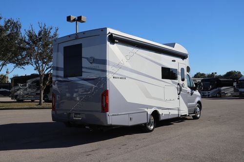 2025 Tiffin Motor Homes Wayfarer 25XRW Class C