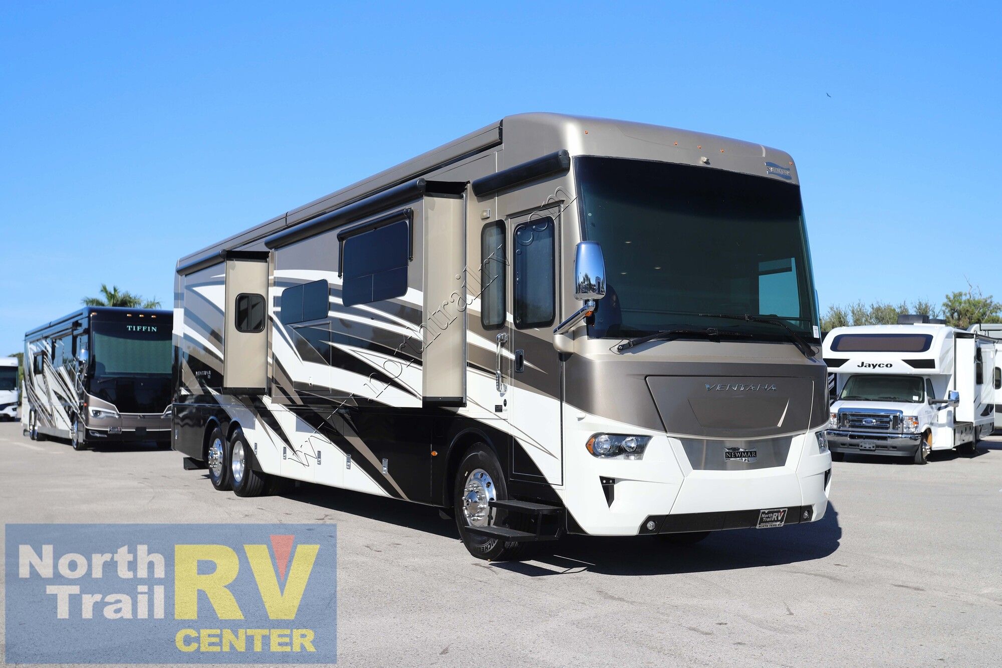 Used 2021 Newmar Ventana 4369 Class A  For Sale