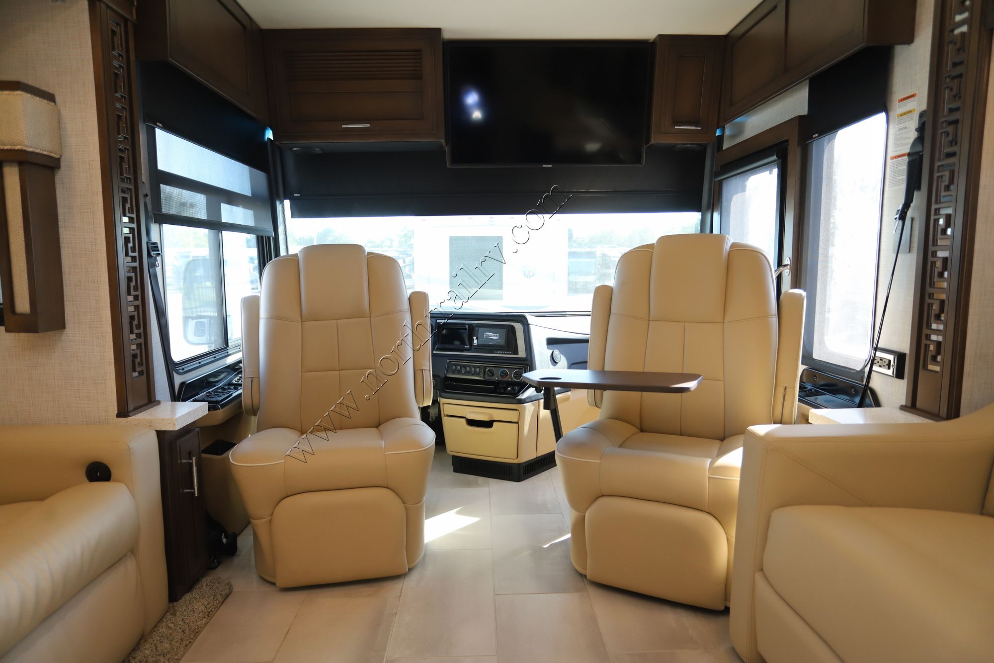 Used 2021 Newmar Ventana 4369 Class A  For Sale