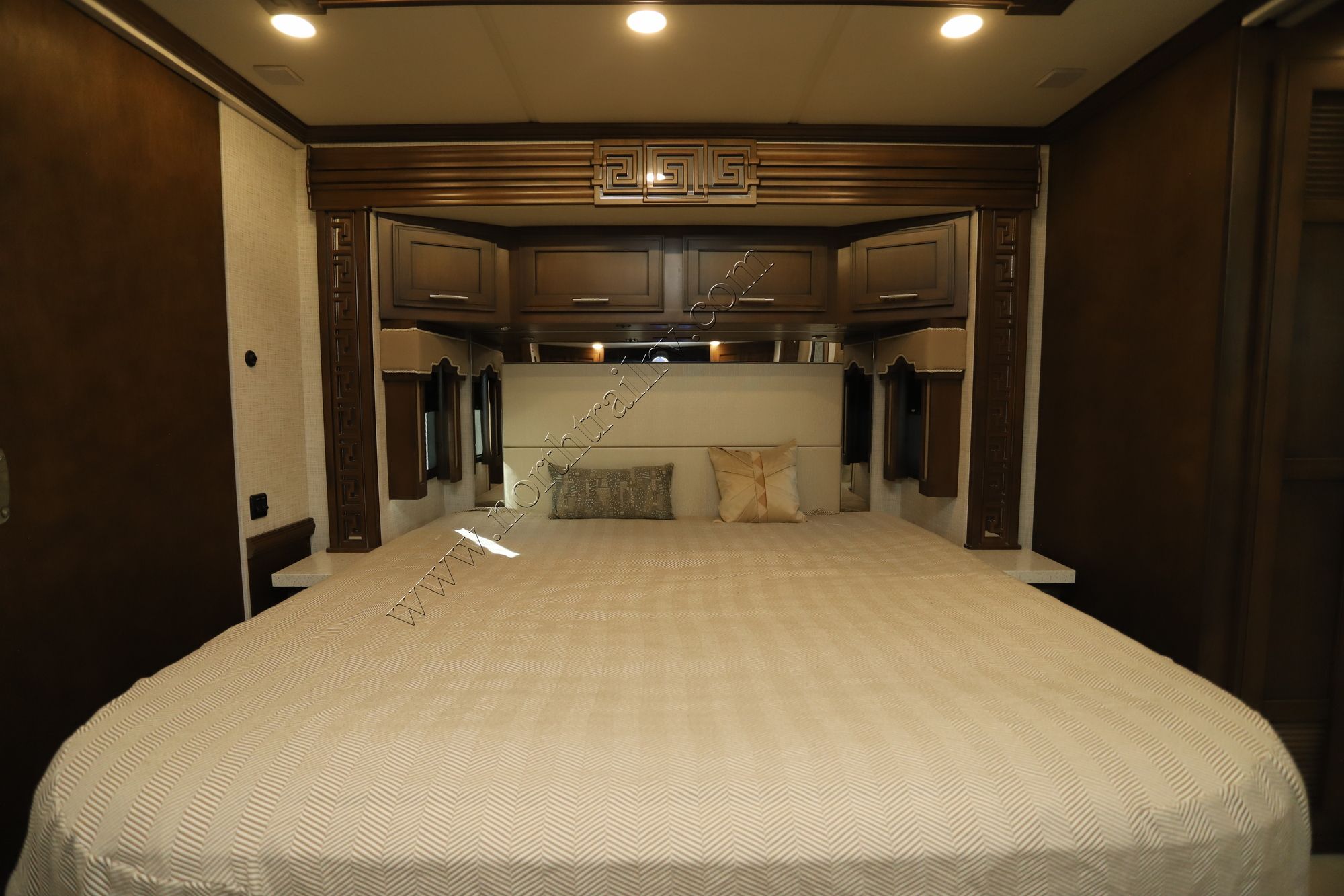 Used 2021 Newmar Ventana 4369 Class A  For Sale