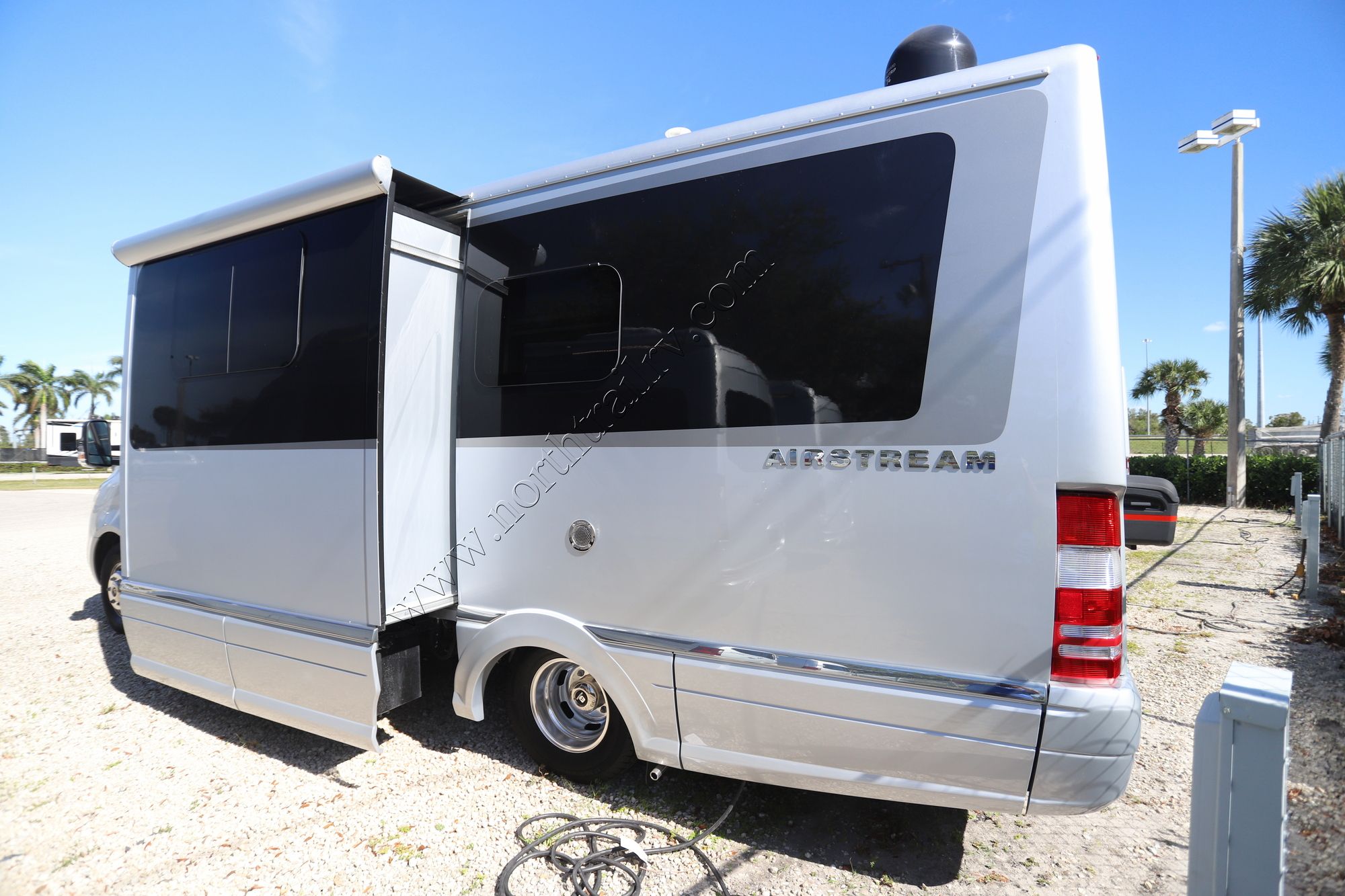 2022 Airstream Atlas MB Class C Used  For Sale