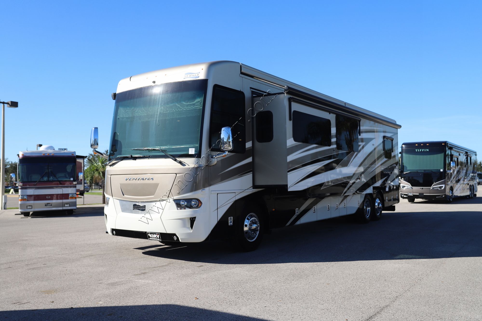 Used 2021 Newmar Ventana 4369 Class A  For Sale