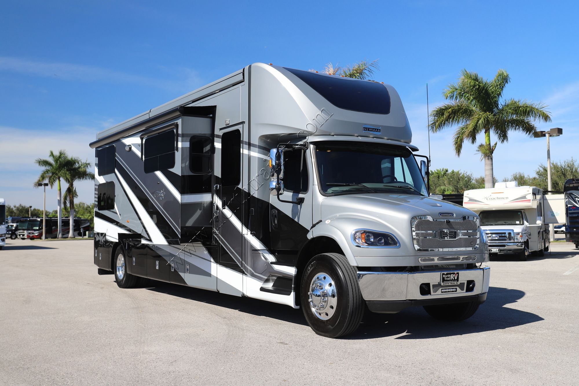 Used 2023 Newmar Super Star 3729 Super C  For Sale