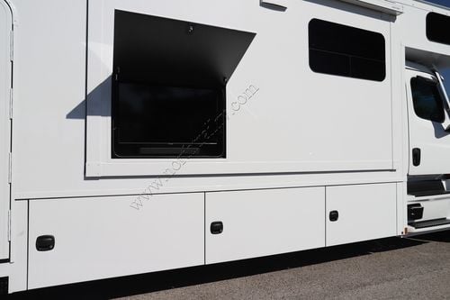 2025 Renegade Rv Classic 45CMR Super C