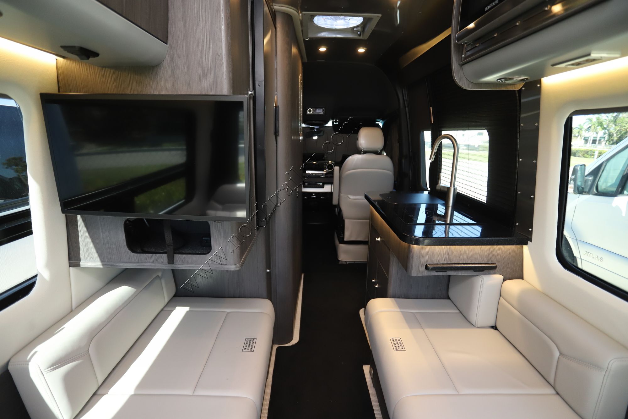 2023 Airstream Interstate 19 E Class B Used  For Sale