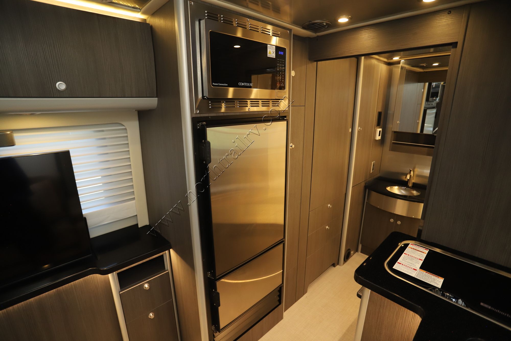 2022 Airstream Atlas MB Class C Used  For Sale