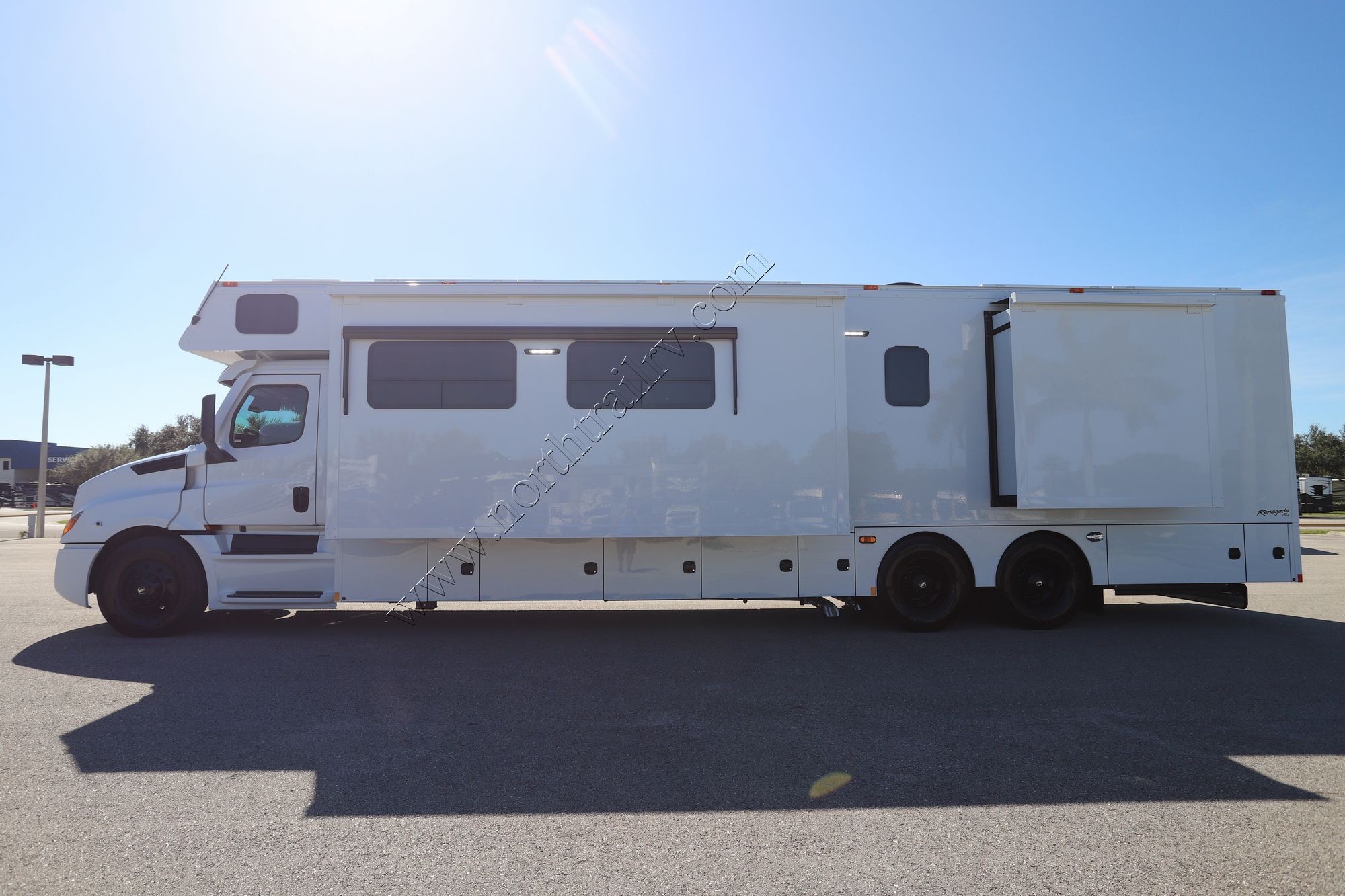 New 2025 Renegade Rv Classic 45CMR Super C  For Sale