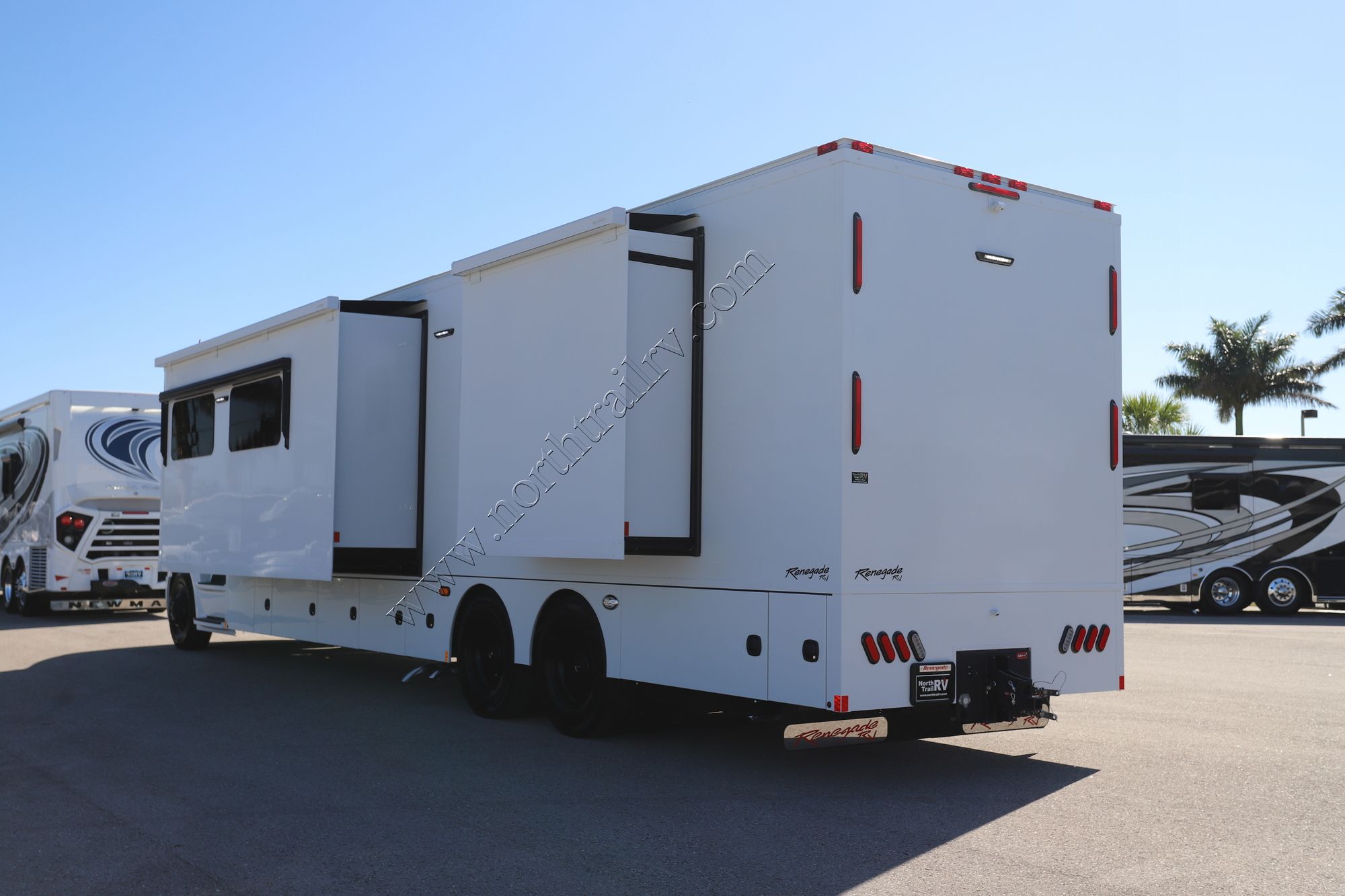 New 2025 Renegade Rv Classic 45CMR Super C  For Sale