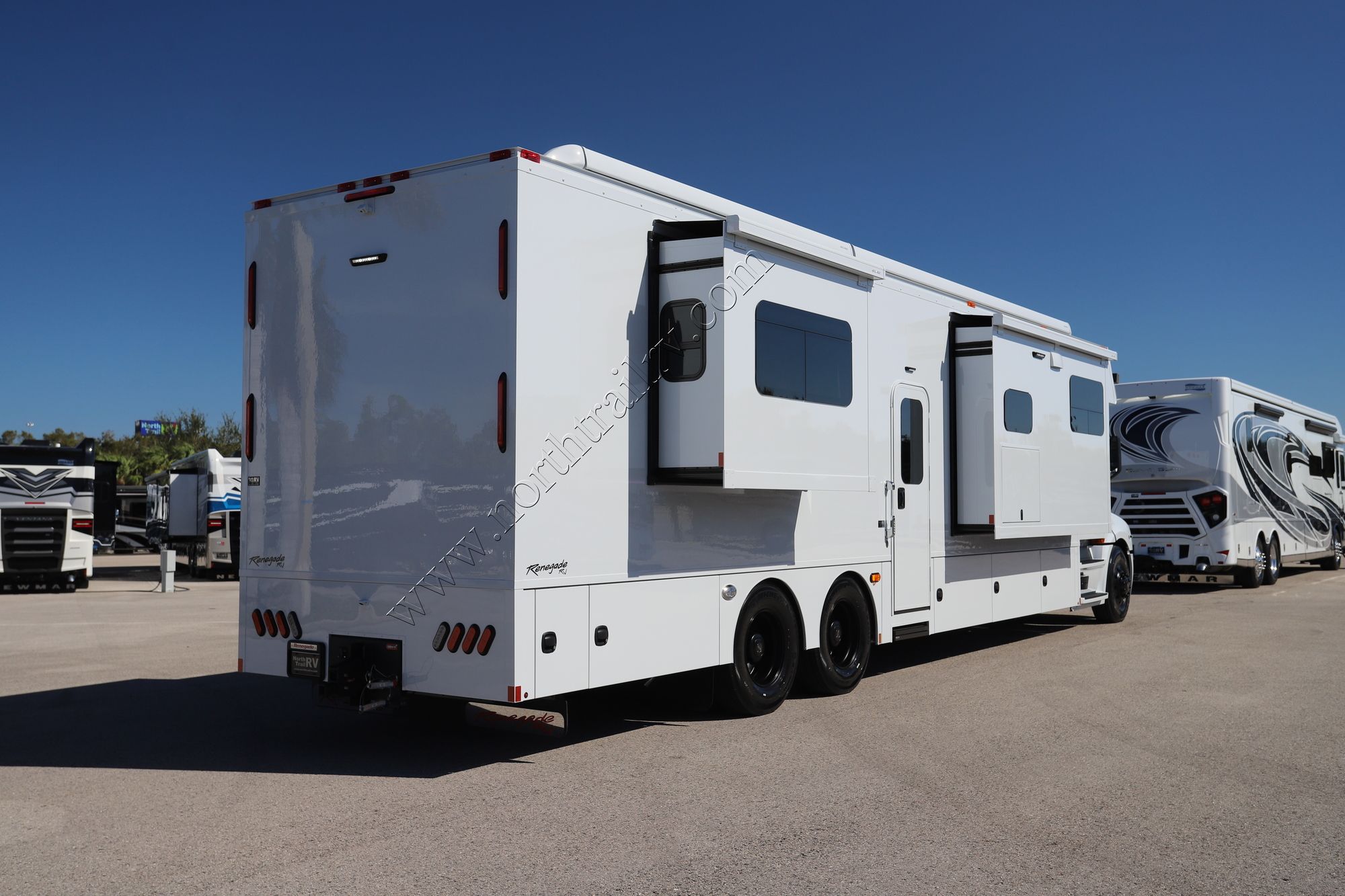 New 2025 Renegade Rv Classic 45CMR Super C  For Sale