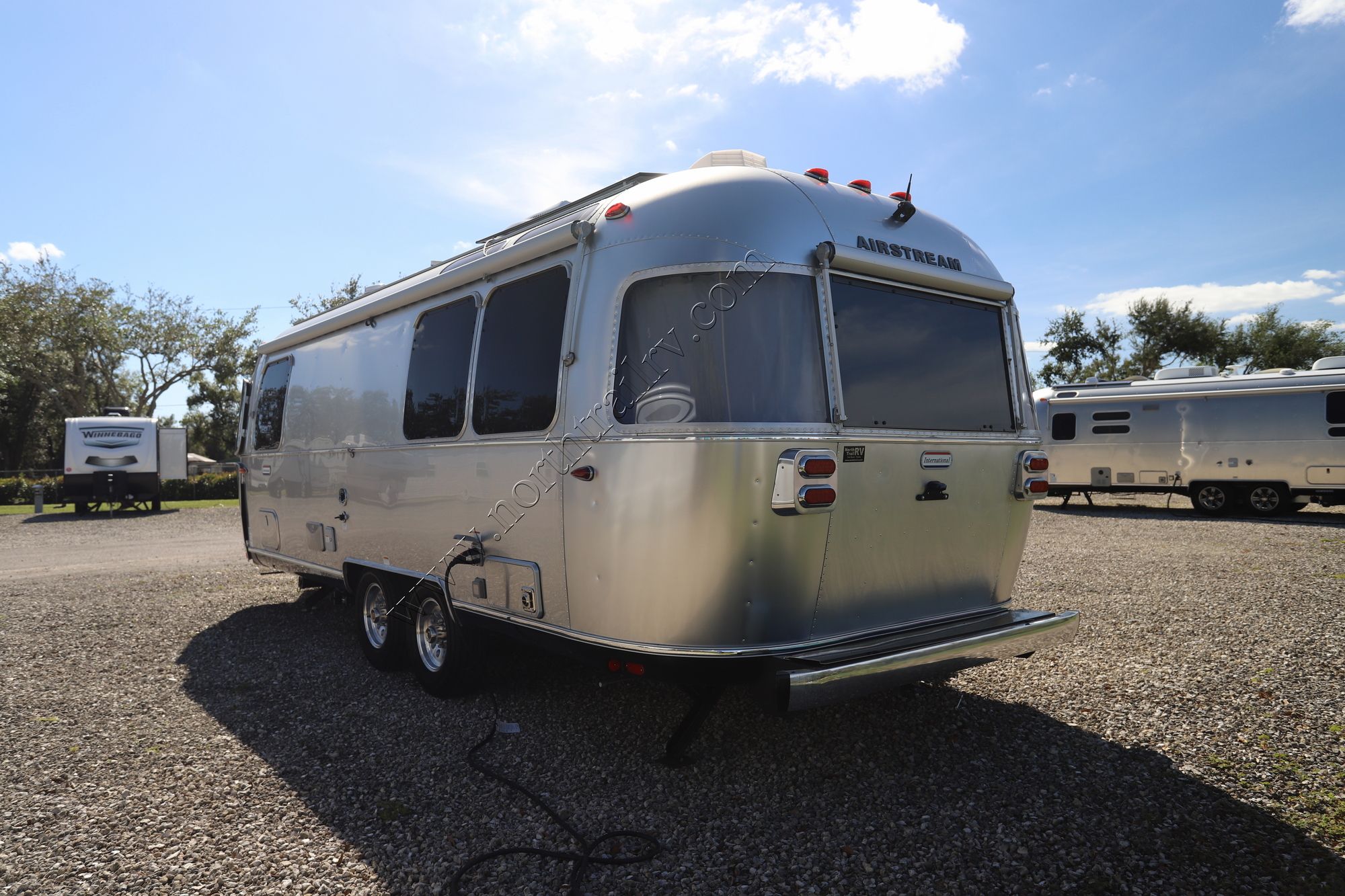 Used 2023 Airstream International 25FBT Travel Trailer  For Sale